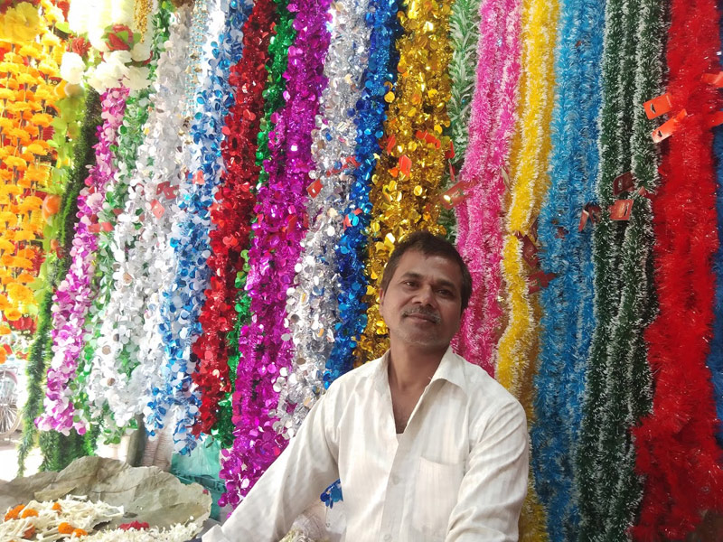 New Calcutta Phool Bhandar